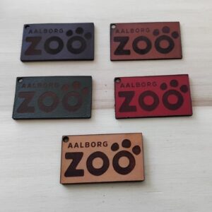 Lasergravering af læder nøglering - Firkantet